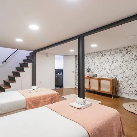 Casa Paradiso By Lovelystay Apartment